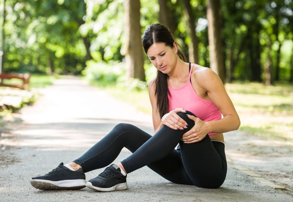 Knee pain treatment in Pt. Roberts, WA shutterstock 721619302 knee pain treatment
