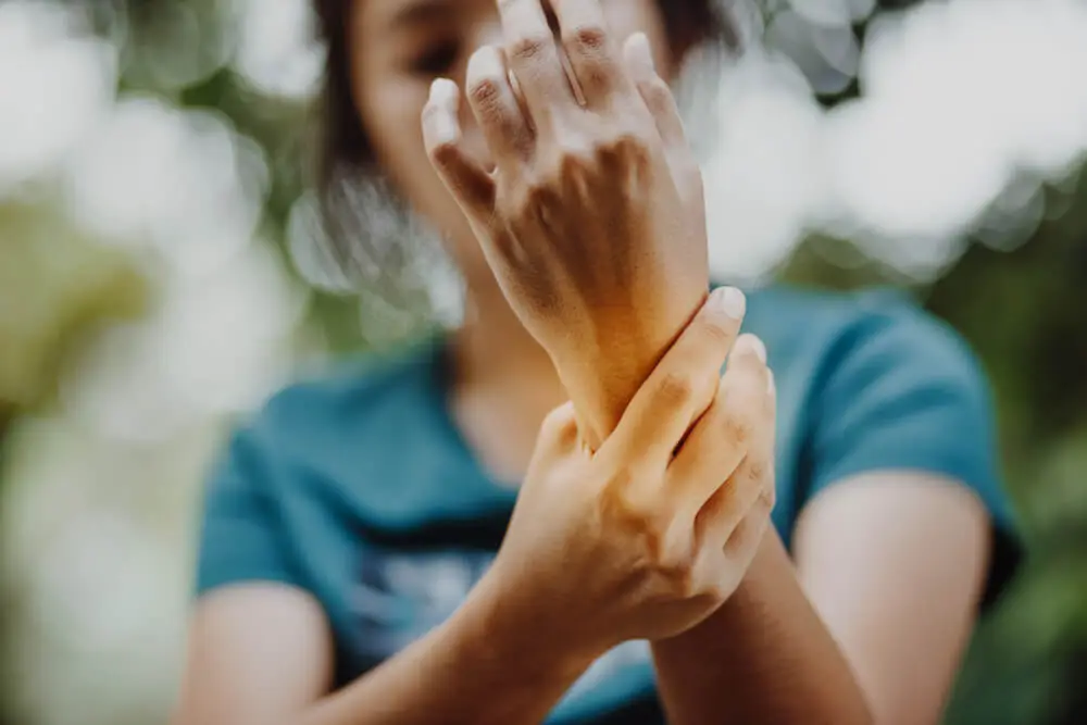 What to expect from physical therapy for arthritis in Ada, MI shutterstock 1016146822 arthritis treatment
