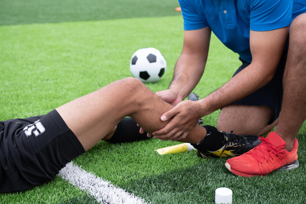 What could cause loud pop in my knee followed by pain? shutterstock 1166256844 loud pop in knee followed by pain