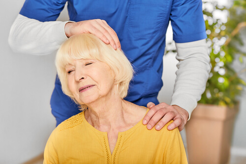 Three ways physical therapy can benefit those with neck arthritis pain shutterstock 1914040798 arthritis neck pain