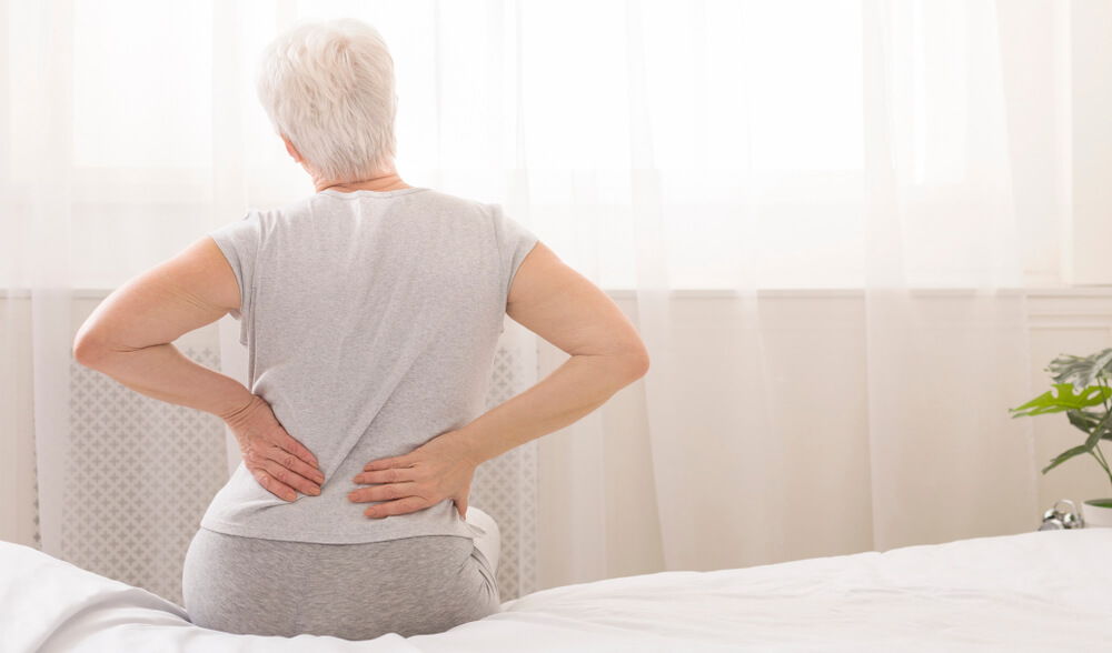 Why exactly are my sciatica symptoms worse in the morning?
